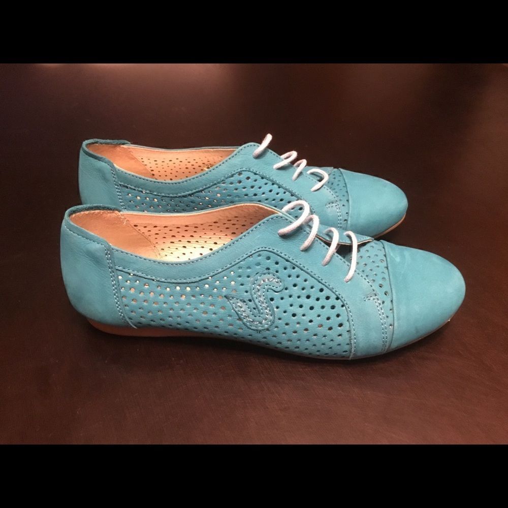 Sabrinas Women’s Suede Leather Lace up Shoes